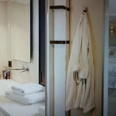 Вилла Luxurious Sea View *